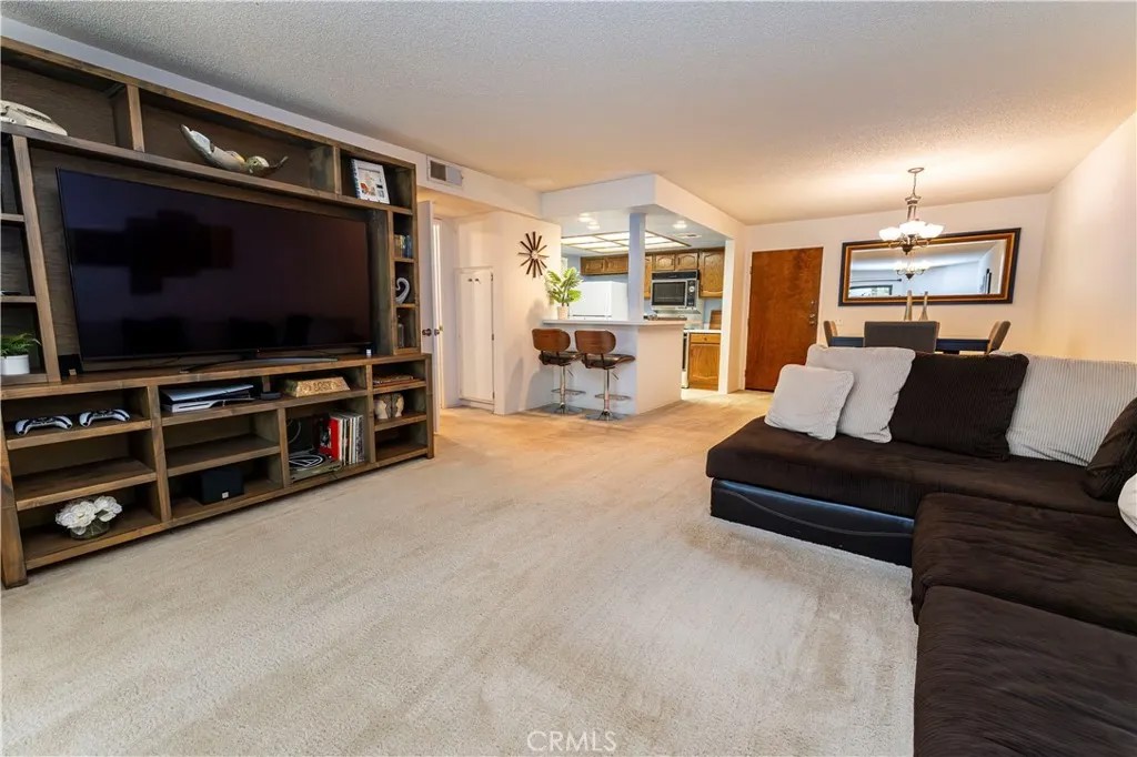 250 Fern Avenue 110