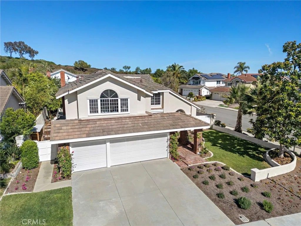 Photo of 12 Thornapple, Laguna Niguel, CA 92677 (MLS # OC26087533)