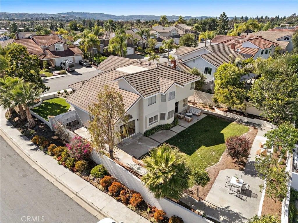 Photo of 12 Thornapple, Laguna Niguel, CA 92677 (MLS # OC26087533)