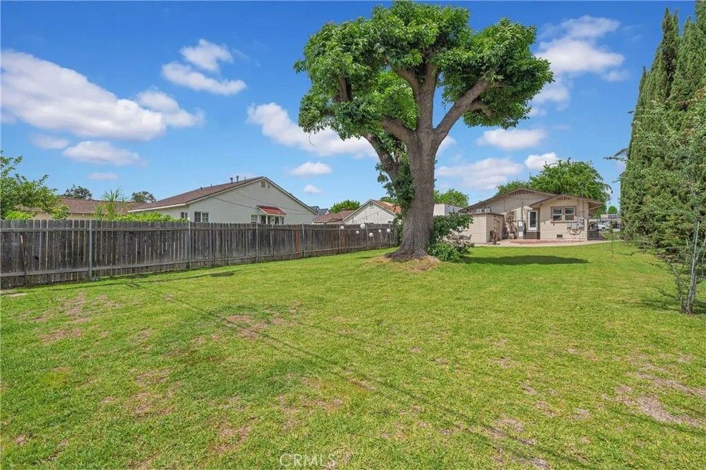 Photo of 228 S El Molino St, Alhambra, CA 91801 (MLS # CV26079335)