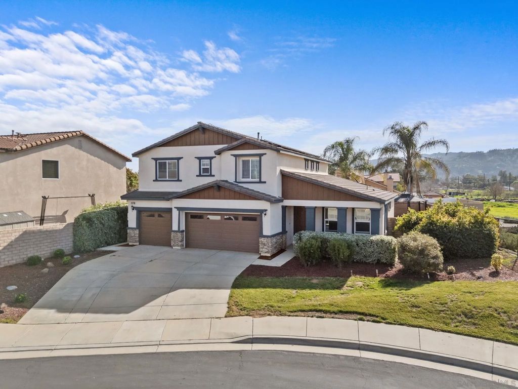 Photo of 34081 Clovis Way, Wildomar, CA 92595 (MLS # 260002624)