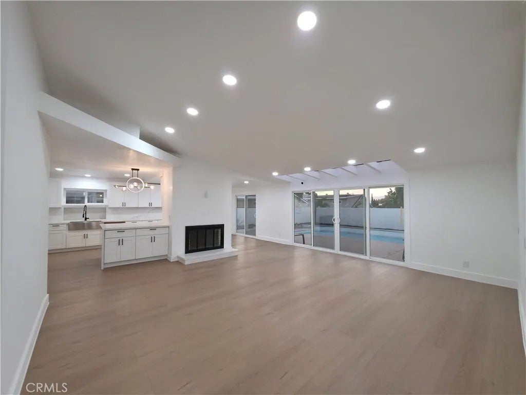 115 W Rancho Rd.