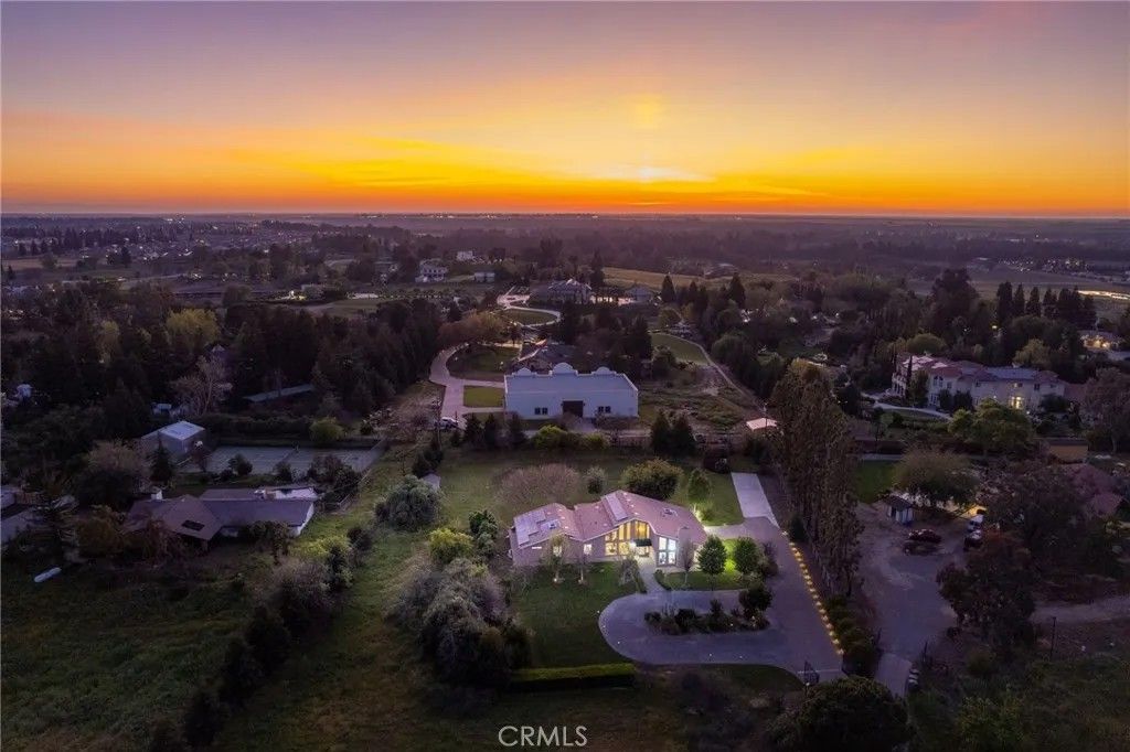 Photo of 12235 Willow Avenue, Clovis, CA 93619 (MLS # FR26068215)