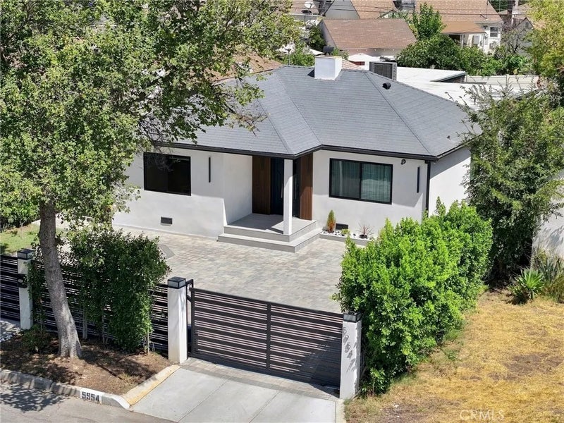 5954 Carpenter Avenue