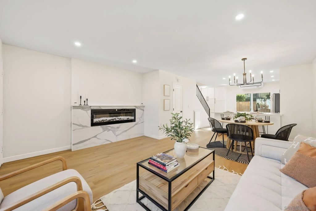 Photo of 458 Ridgeway CT, Spring Valley, CA 91977 (MLS # 260012542)