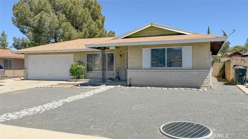568 Kerilyn Lane