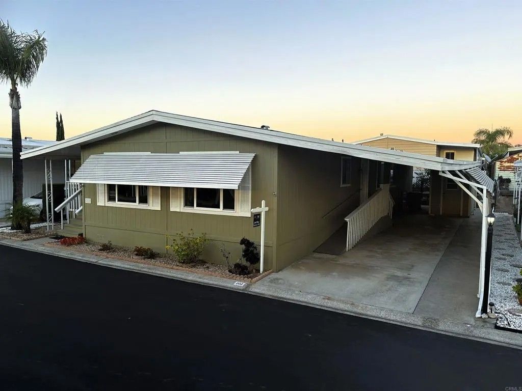 Photo of 1212 H #202, Ramona, CA 92065 (MLS # NDP2510037)