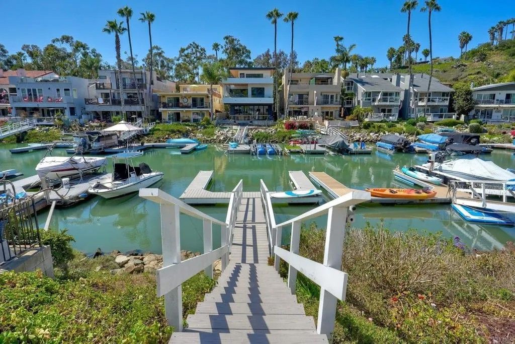 Photo of 4619 Park Drive, Carlsbad, CA 92008 (MLS # NDP2602958)