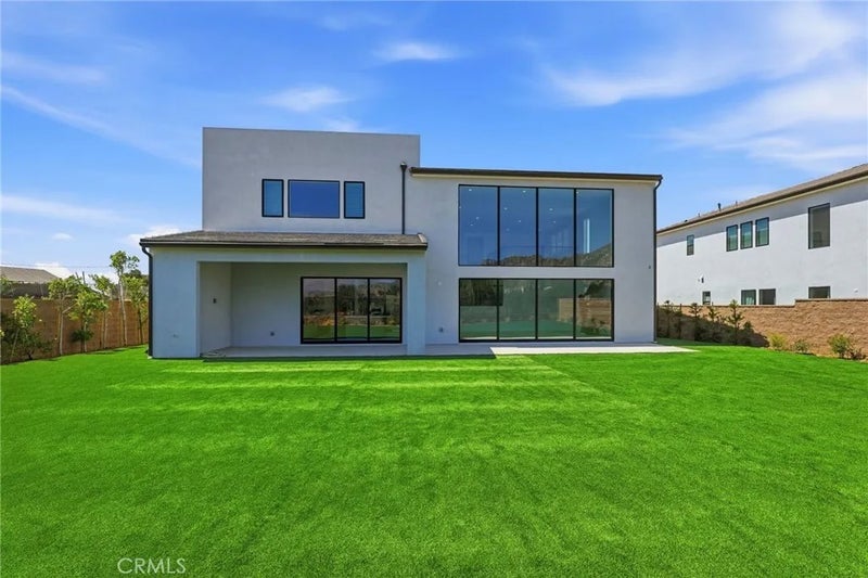 22801 Seaqua Circle