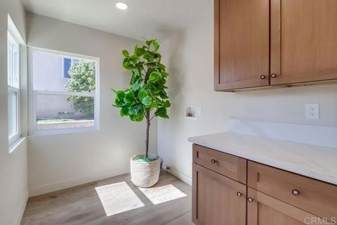 Tiny photo for 3777 Poe Street, San Diego, CA 92107 (MLS # PTP2508077)