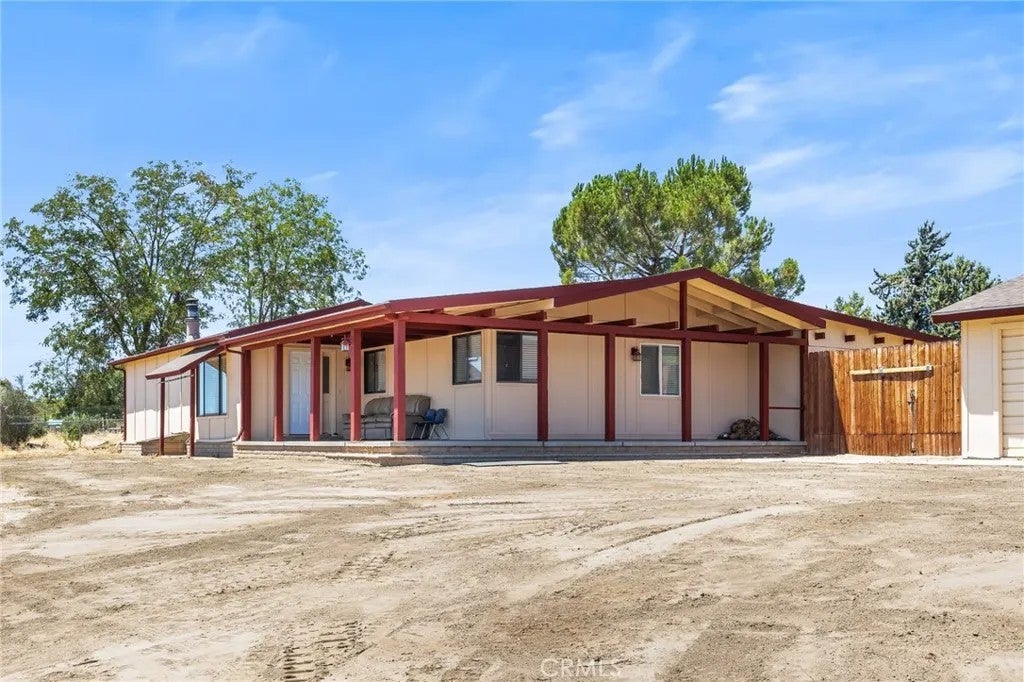 37625 Hill