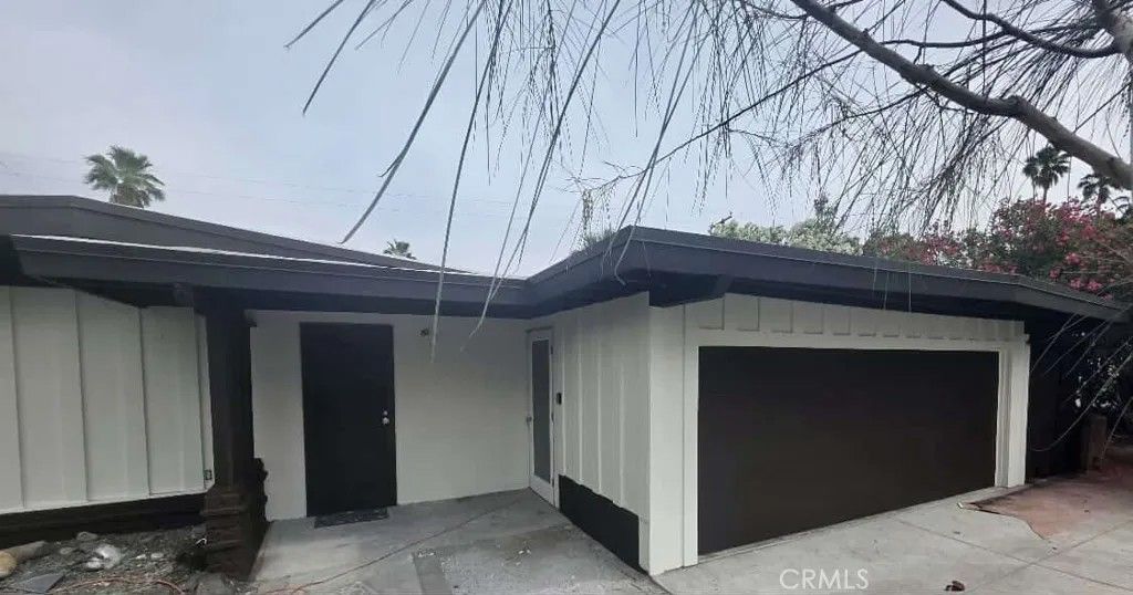 Photo of 37472 Melrose Dr, Cathedral City, CA 92234 (MLS # RS26077869)