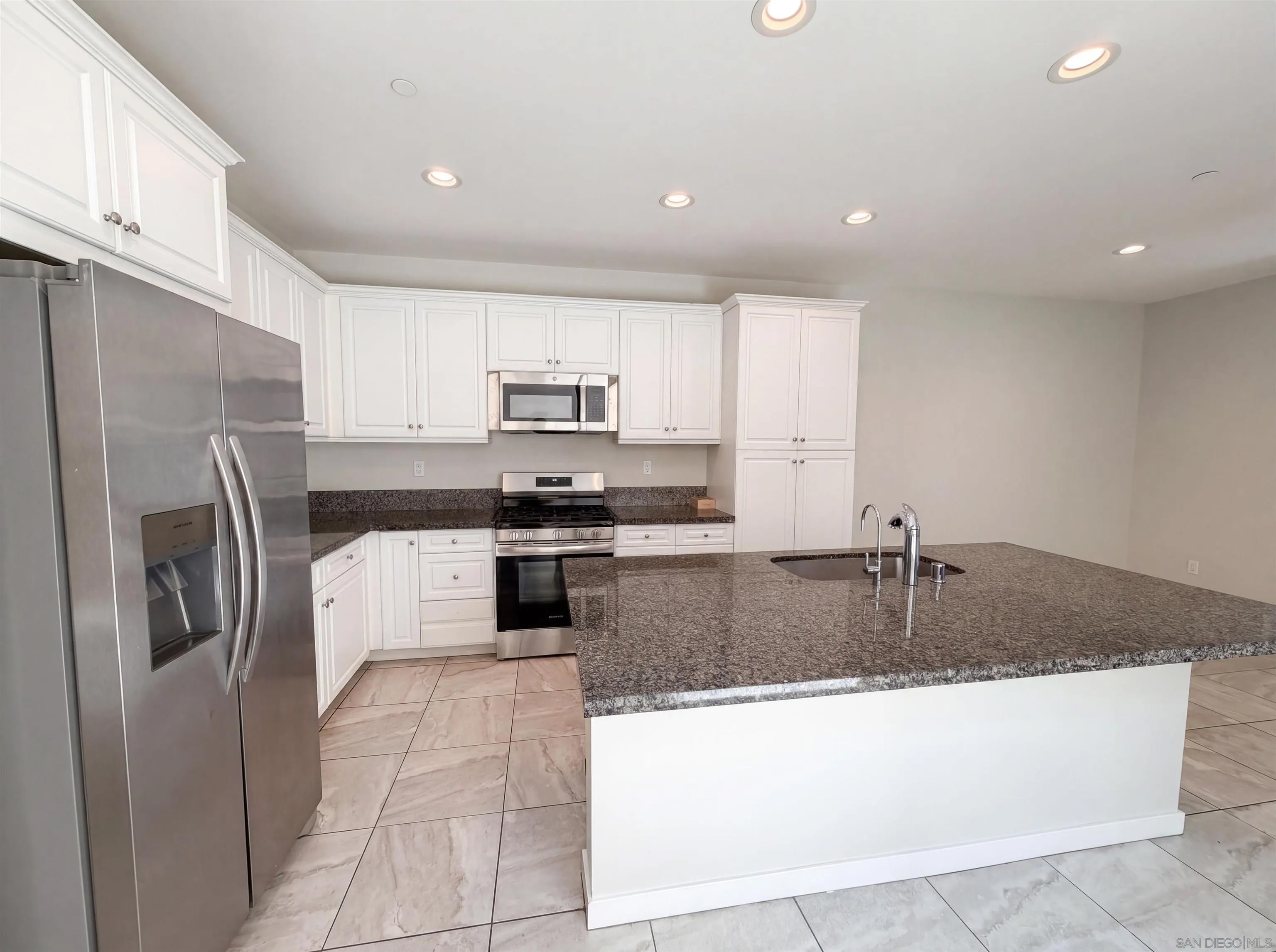 1170 Camino Prado