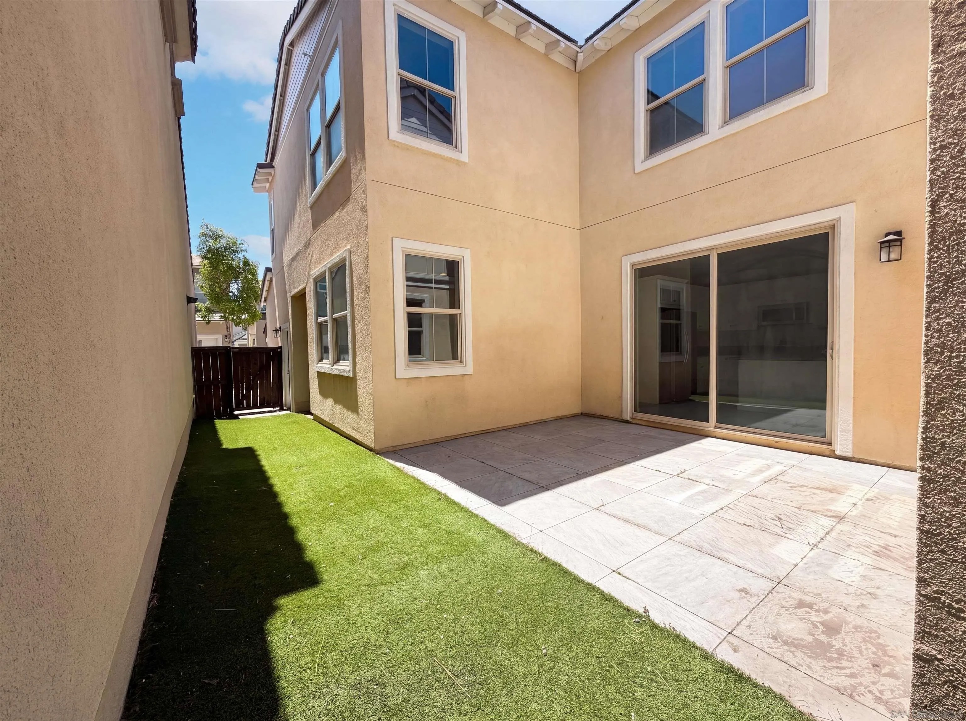 1170 Camino Prado