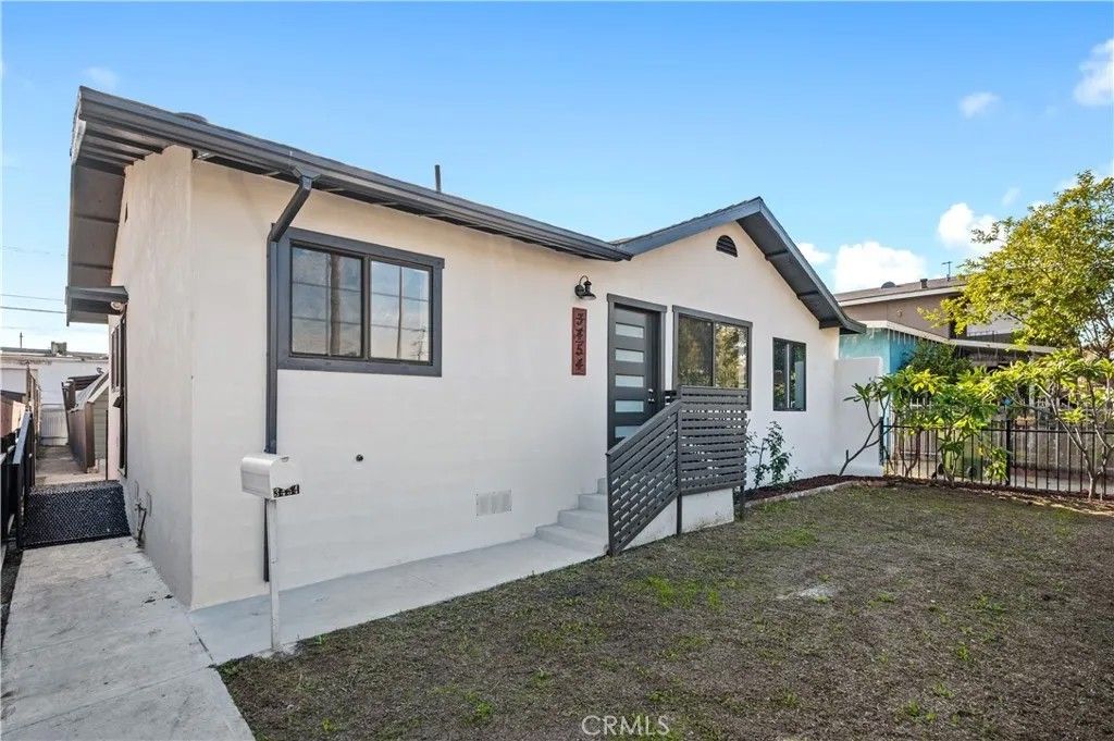 Photo of 3454 Hunter Street, Los Angeles, CA 90023 (MLS # DW25271649)