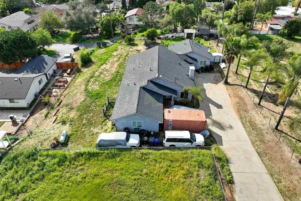Photo of 1423 Via Lima, Fallbrook, CA 92028 (MLS # NDP2601974)