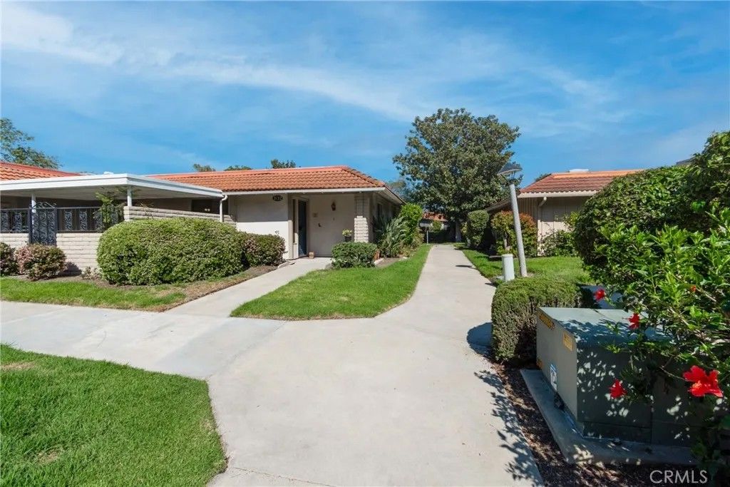 Photo of 3132 Via Serena #C, Laguna Woods, CA 92637 (MLS # OC26060745)