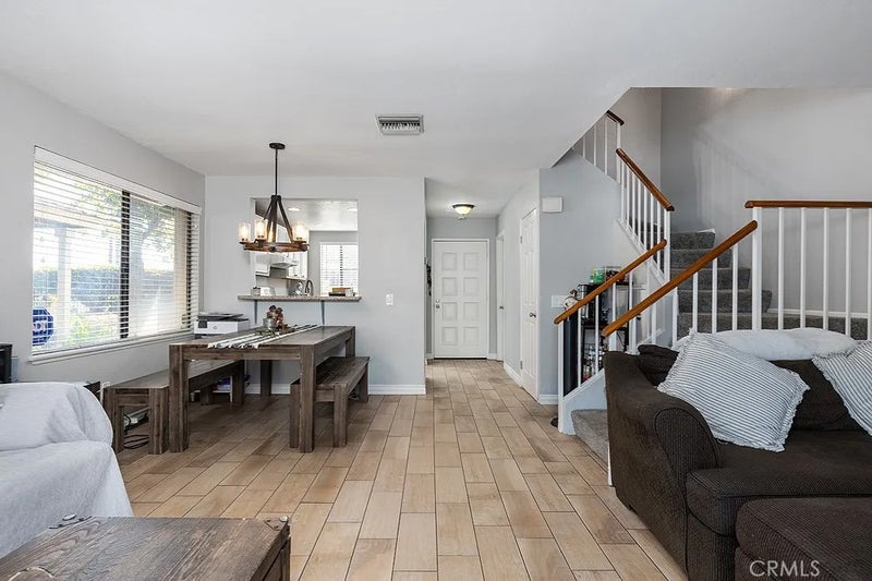 8782 Pine Crest