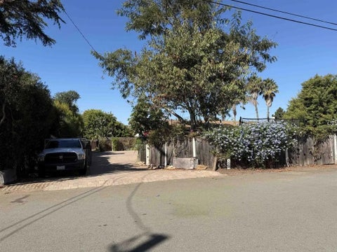 Photo of 1040 Golden Road, Encinitas, CA 92024 (MLS # NDP2609441)