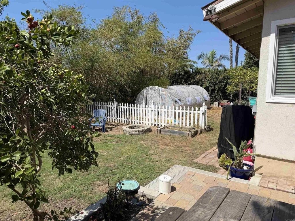 1040 Golden Road