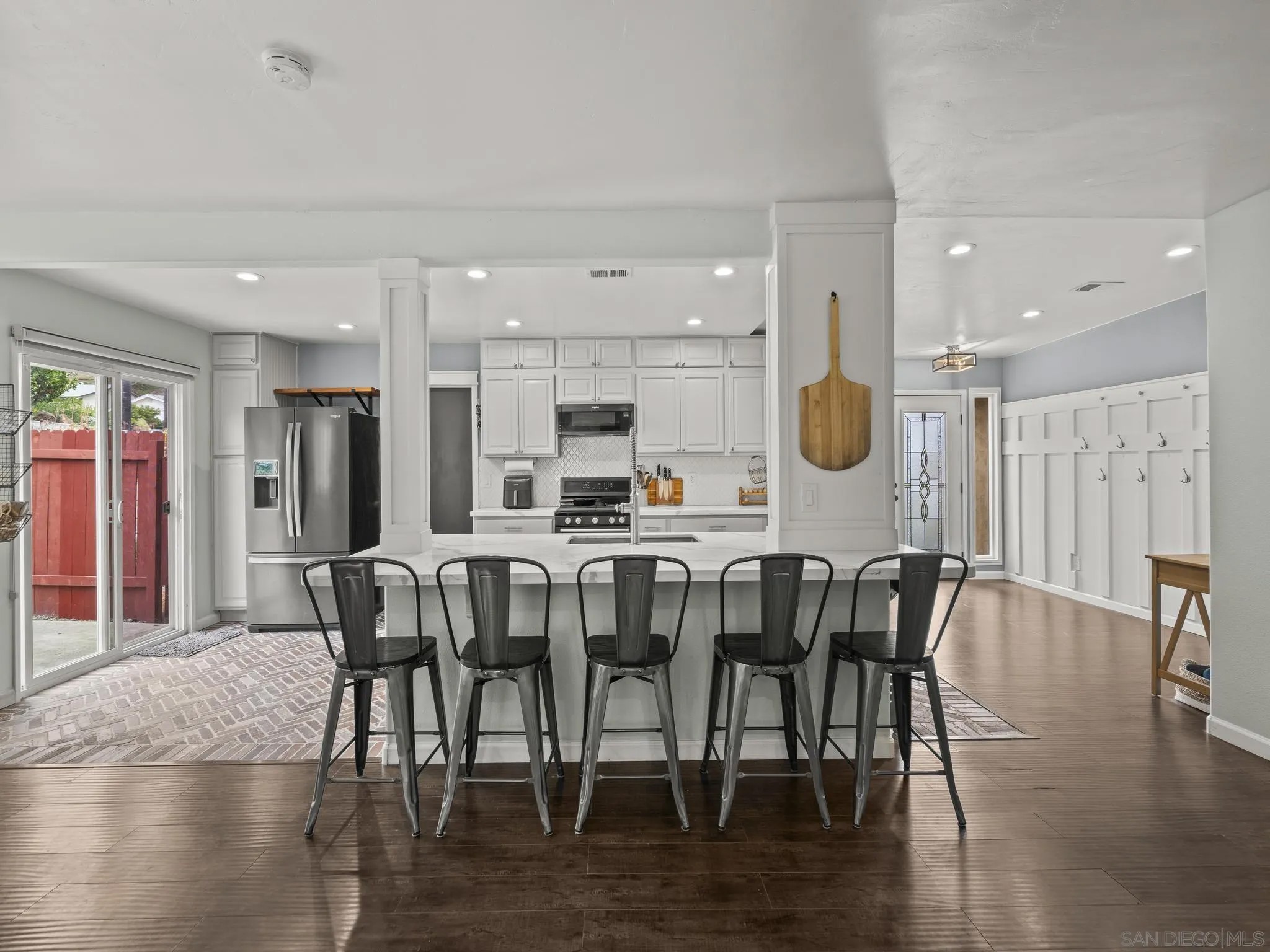 9644 Cecilwood