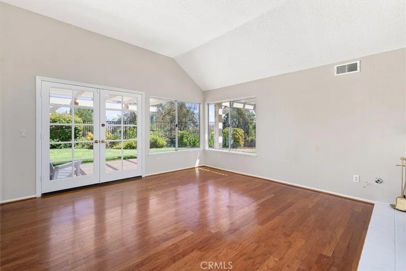 26012 Lucerne Court