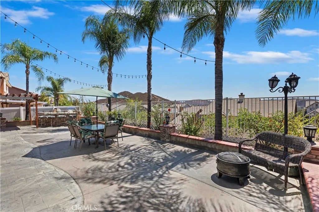 Photo of 27488 Murrieta Oaks Avenue, Murrieta, CA 92562 (MLS # SW25186544)