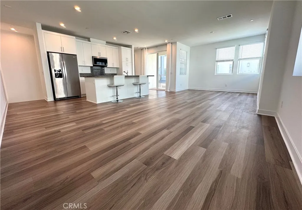 1539 W Cara Drive