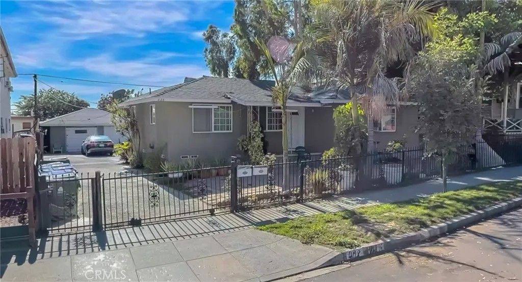 Photo of 4128 Abner Street, Los Angeles, CA 90032 (MLS # SR26093890)