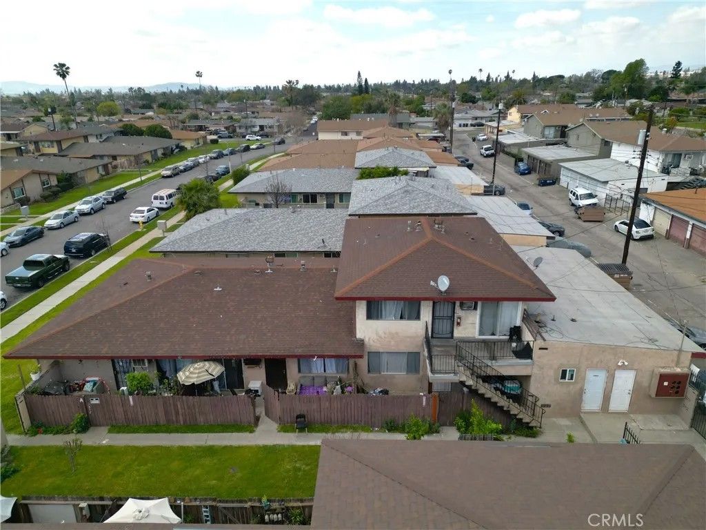 Photo of 1228 W Rosewood Court, Ontario, CA 91762 (MLS # CV26054876)