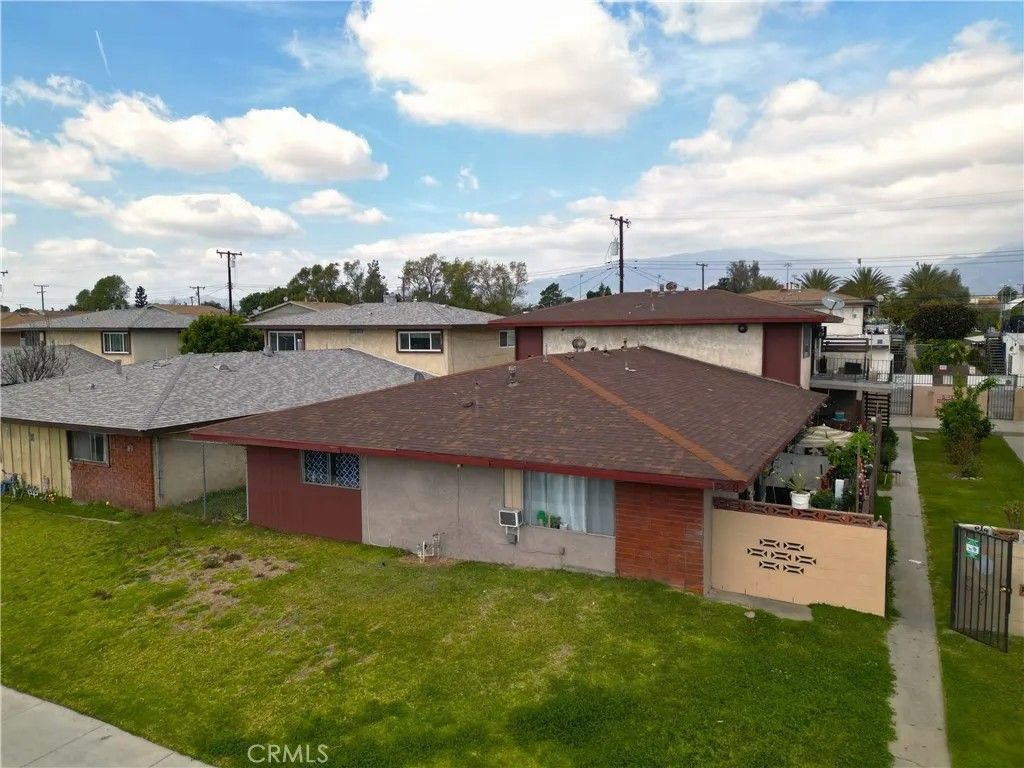 Photo of 1228 W Rosewood Court, Ontario, CA 91762 (MLS # CV26054876)
