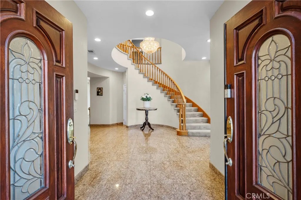 6056 Lake Lindero