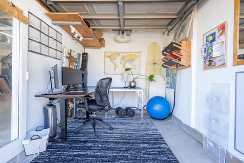 Tiny photo for 4375 Stanford Street, Carlsbad, CA 92010 (MLS # 250040848)