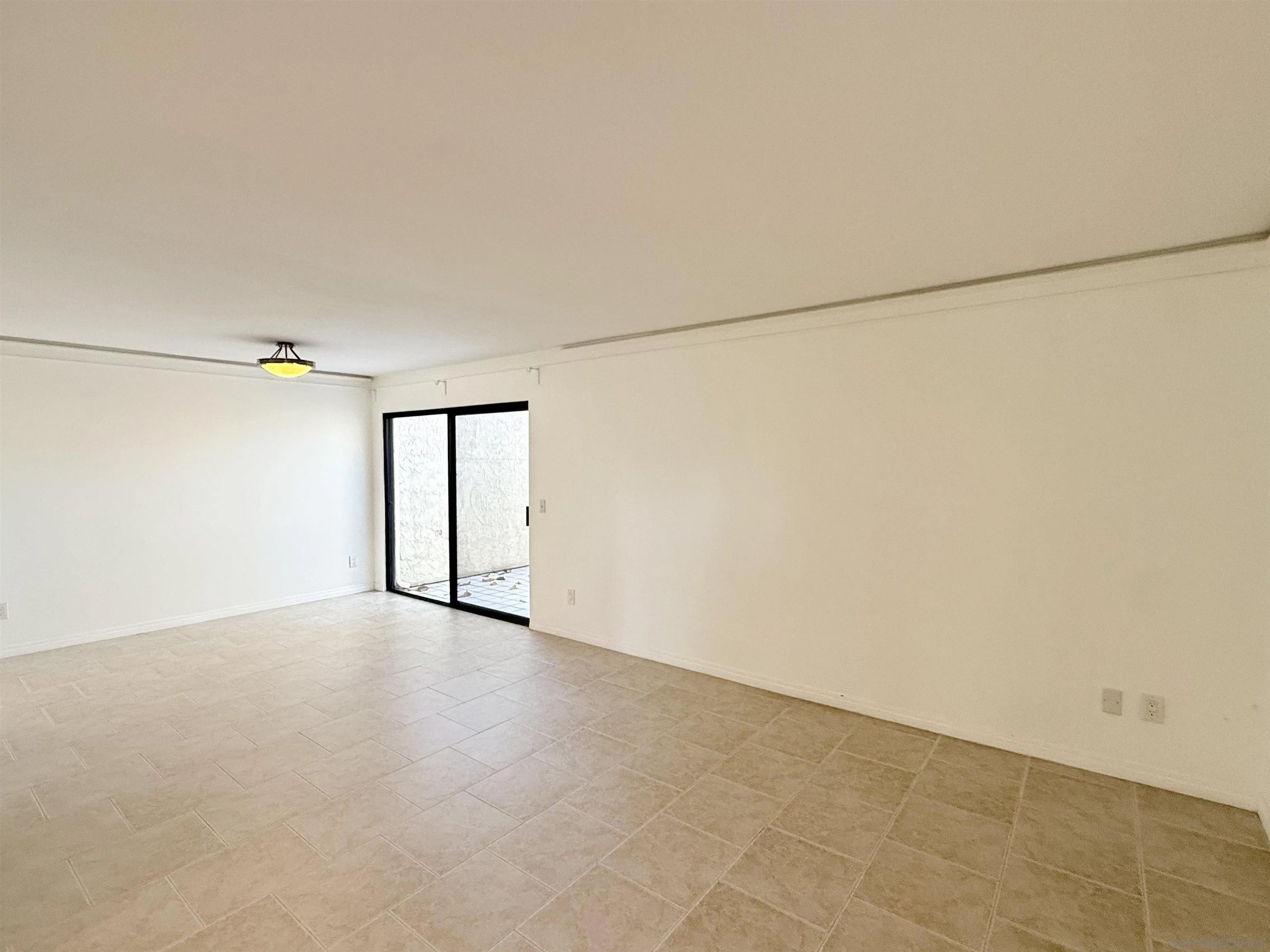 8725 Caminito Abrazo