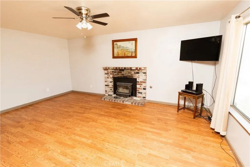 822 E Glenwood