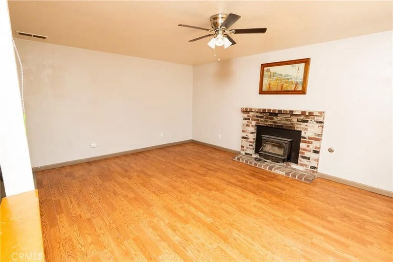 822 E Glenwood
