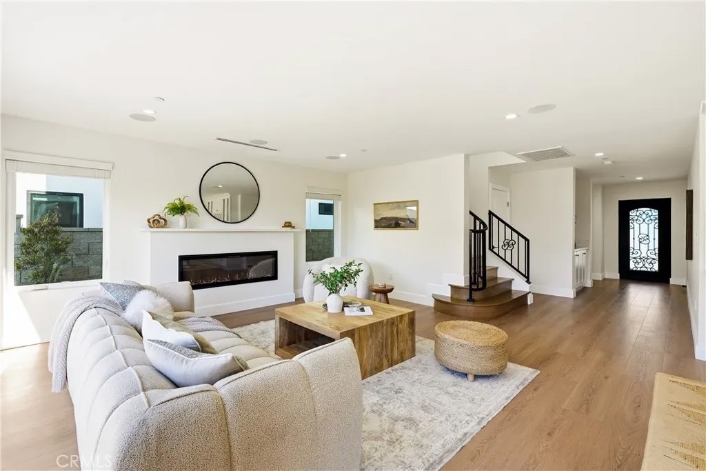 1309 Oakheath Dr