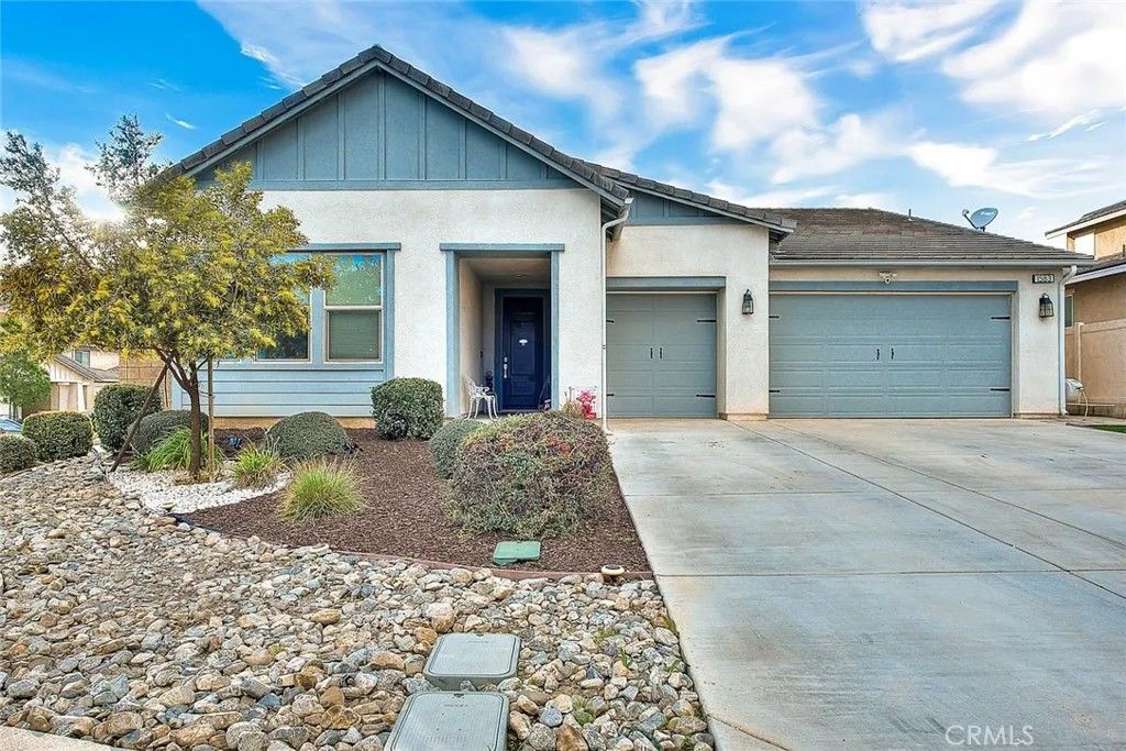 Photo of 1583 Planet Pl, Beaumont, CA 92223 (MLS # CV26076772)