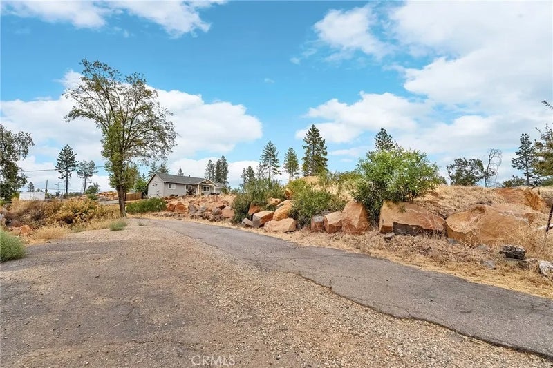 5617 Campus Drive