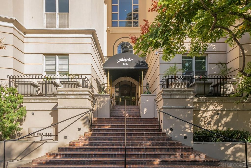 Photo for 655 India St #201, San Diego, CA 92101 (MLS # 240024425)