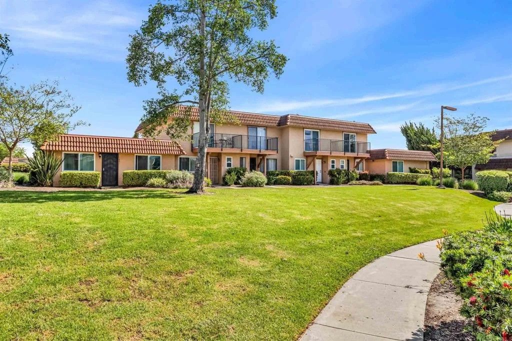 Photo of 1643 Rue de Valle, San Marcos, CA 92078 (MLS # NDP2603693)