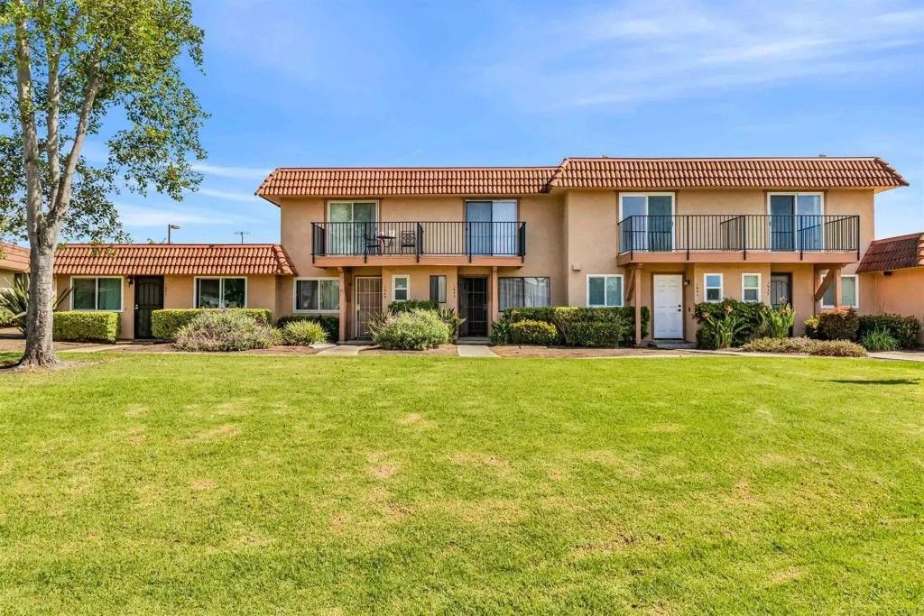 Photo of 1643 Rue de Valle, San Marcos, CA 92078 (MLS # NDP2603693)