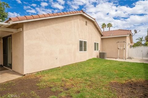 Tiny photo for 3338 N Silver Berry Drive, Rialto, CA 92377 (MLS # CV25254762)