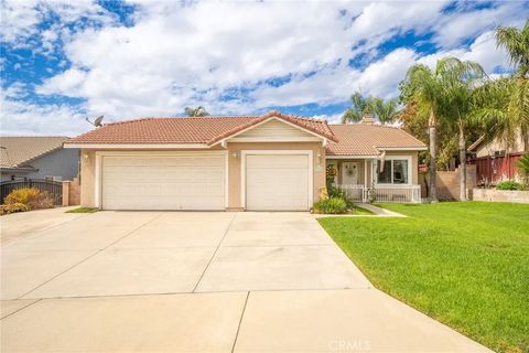 Tiny photo for 3338 N Silver Berry Drive, Rialto, CA 92377 (MLS # CV25254762)