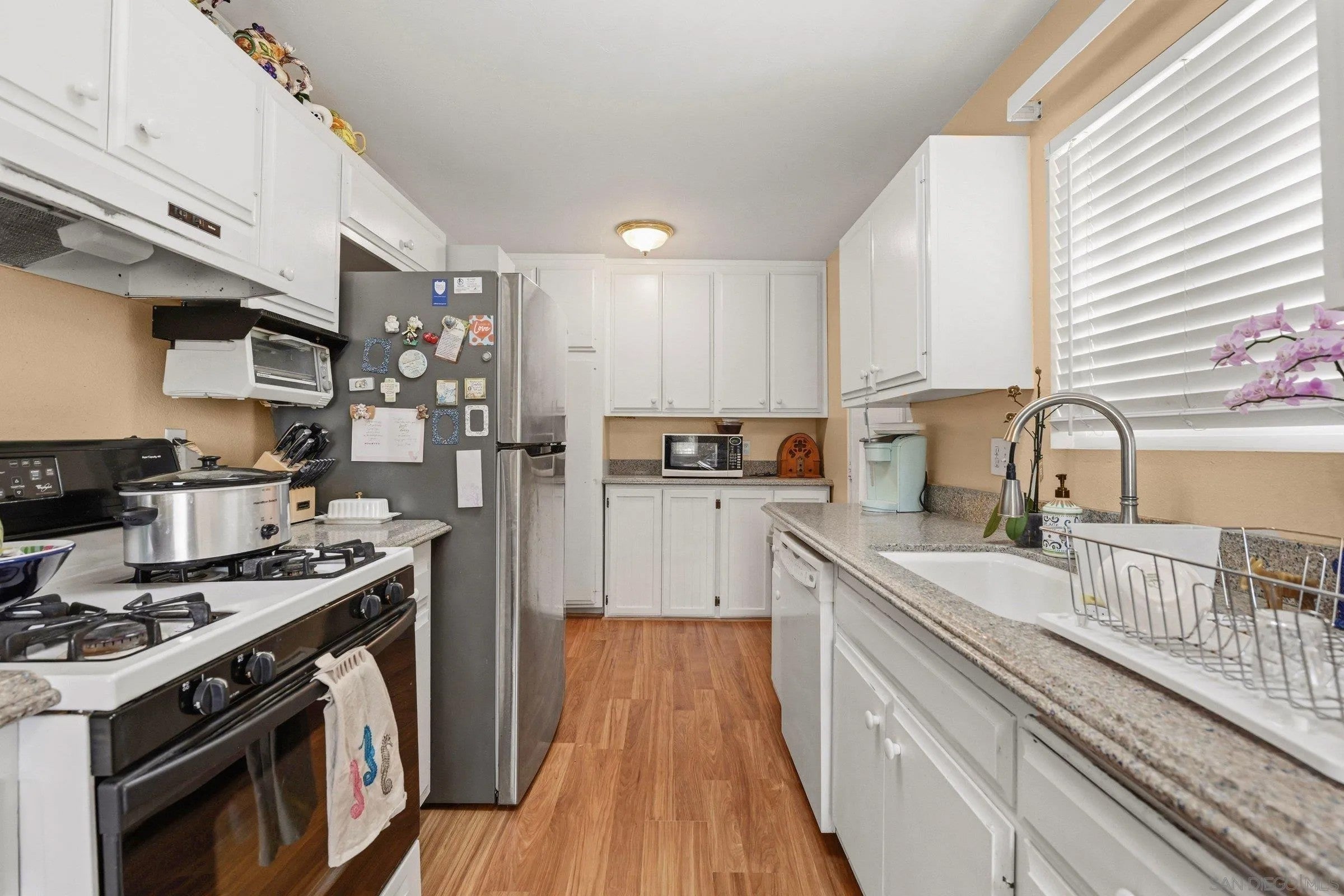 3719 Mira Pacific Dr