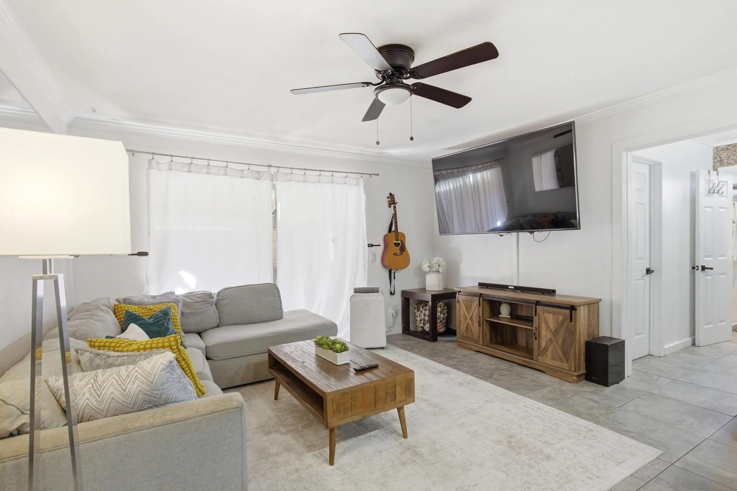 8022 Linda Vista Rd. 1M