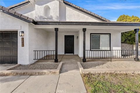 Photo of 3801 Arbor Ave, Rosamond, CA 93560 (MLS # SR26043330)
