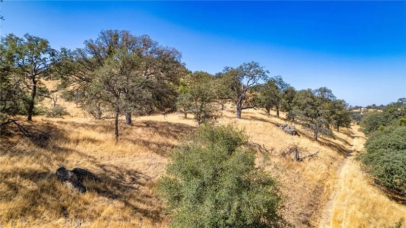 18750 Alameda Pl