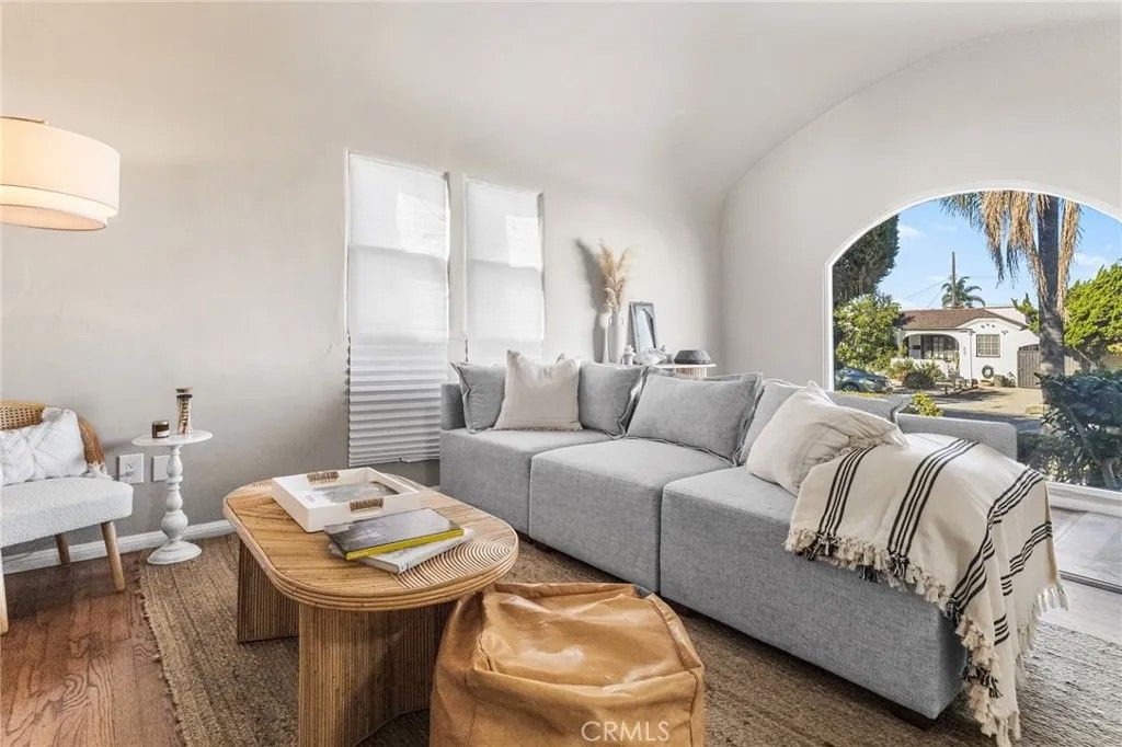 Photo of 2056 W 70th St, Los Angeles, CA 90047 (MLS # OC25267320)