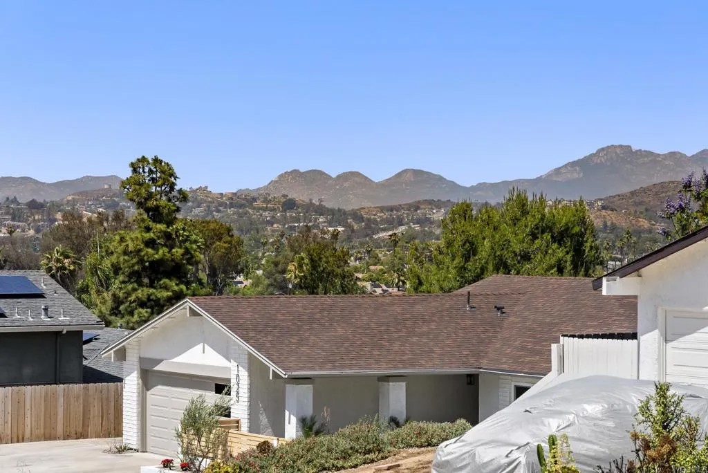 1025 Tarlo Court